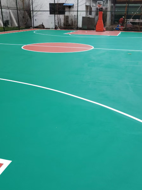 揭西 球场长期使用易出现地面开裂